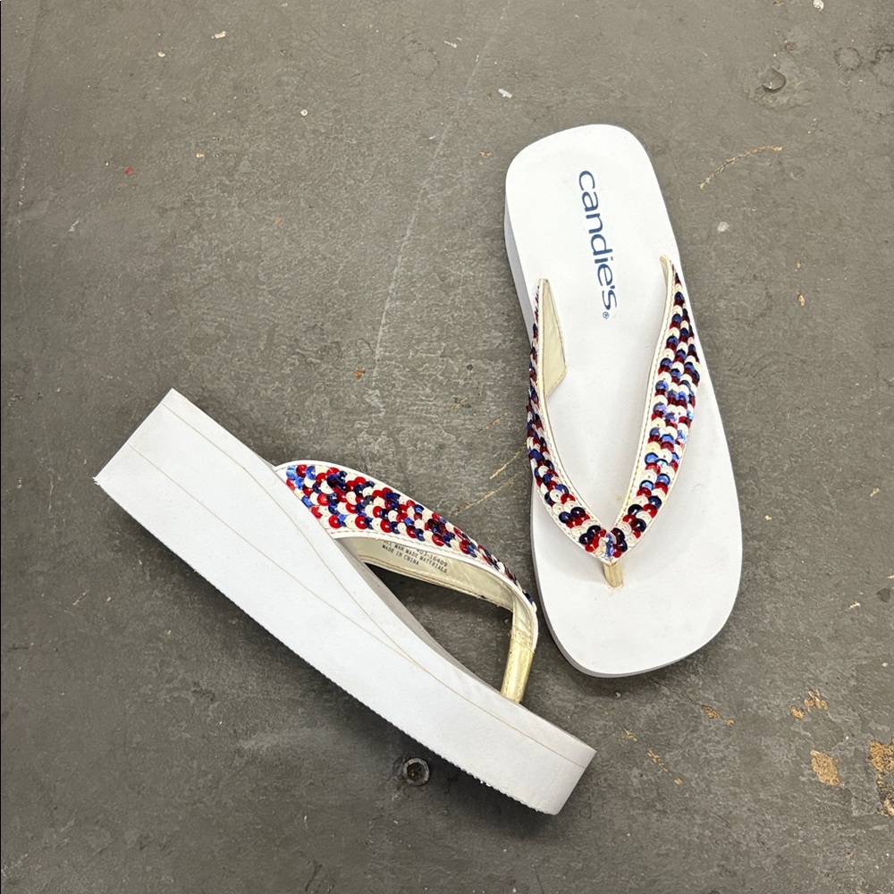 Candie’s Patriotic Y2K Platform Flip Flops Things Size 8